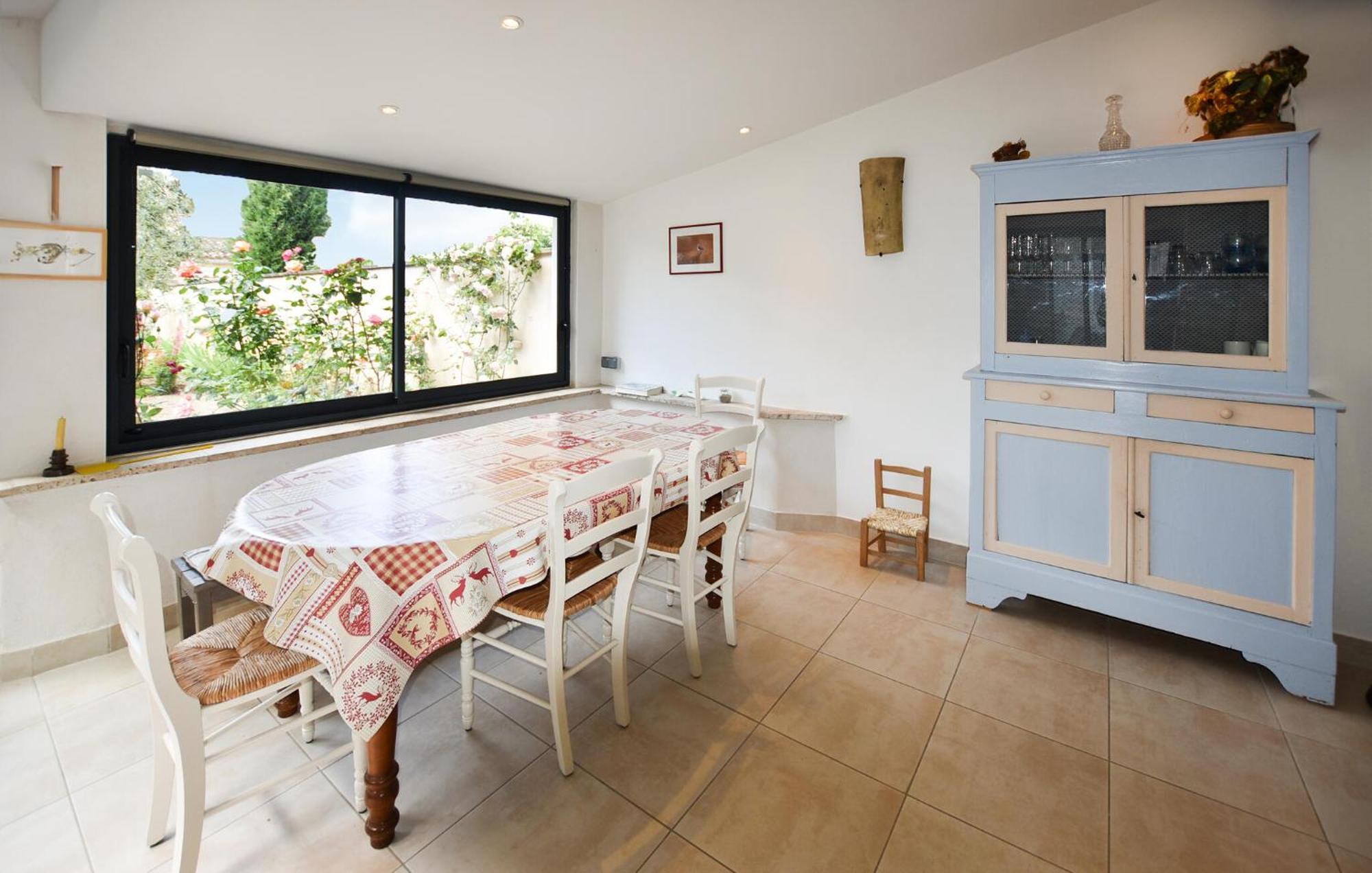 2 Bedroom Gorgeous Home In Villes-Sur-Auzon 外观 照片