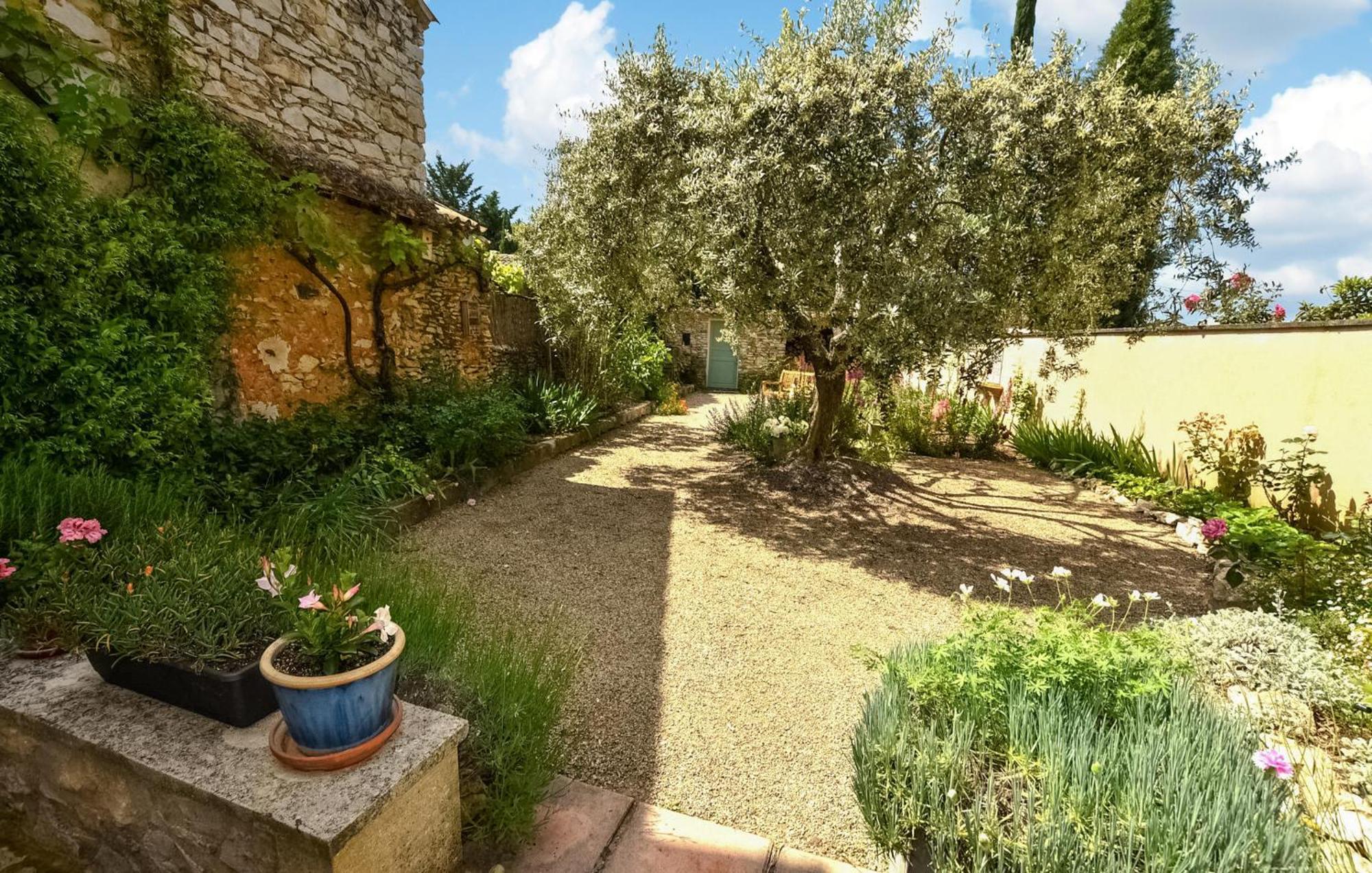 2 Bedroom Gorgeous Home In Villes-Sur-Auzon 外观 照片